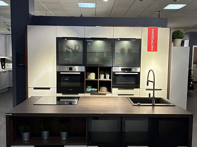 Образец с выставки Модель кухни Дуэт